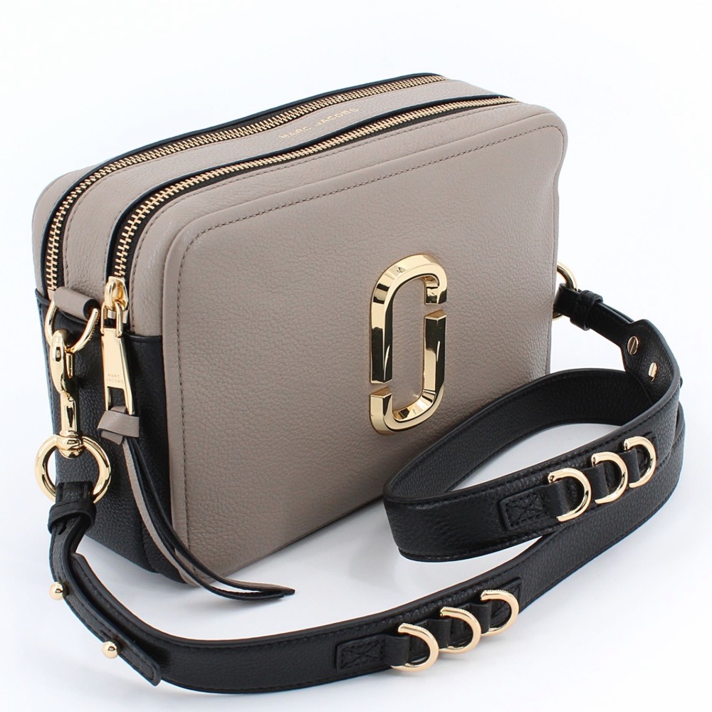 SOLD‼️ Marc Jacobs 27 Softshot